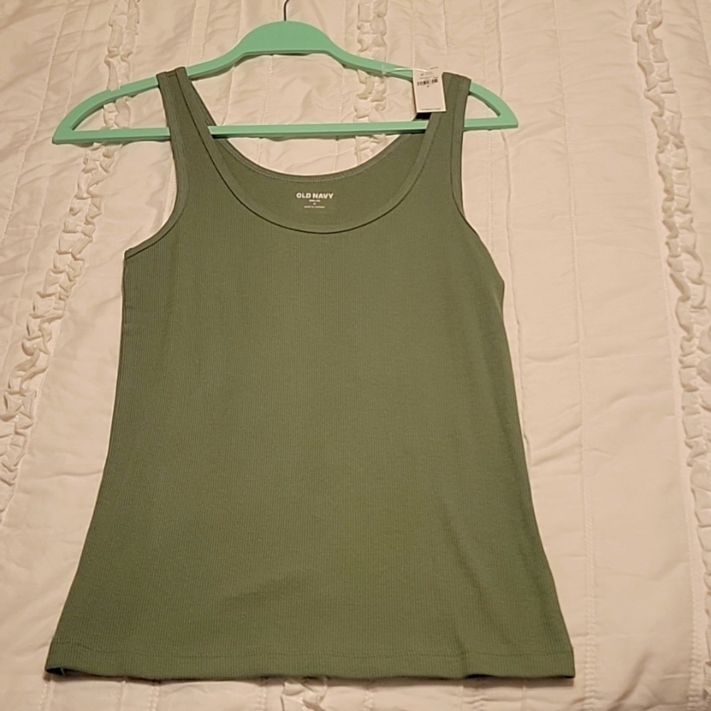 Never worn! Old Navy Tank!